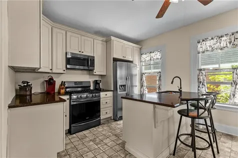 496 Broadway Newport RI 02840