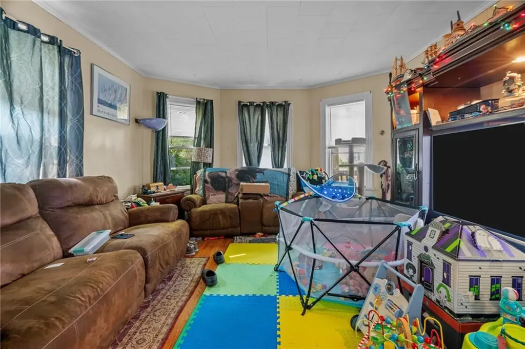 365 Summer Street Woonsocket RI 02895