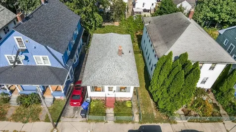 182 Waterman Avenue East Providence RI 02914