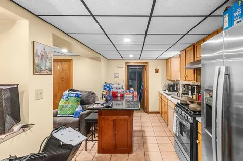 182 Waterman Avenue East Providence RI 02914