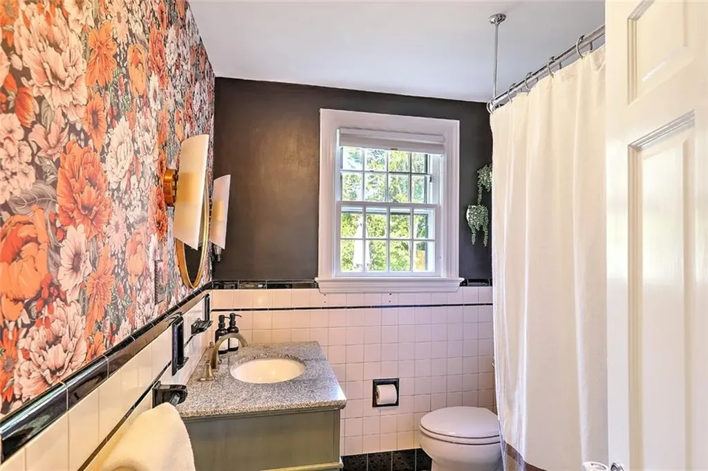 5 Telford Road Barrington RI 02806