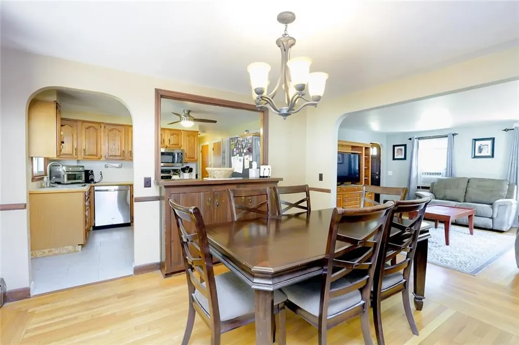 1 Thomas Drive Lincoln RI 02865