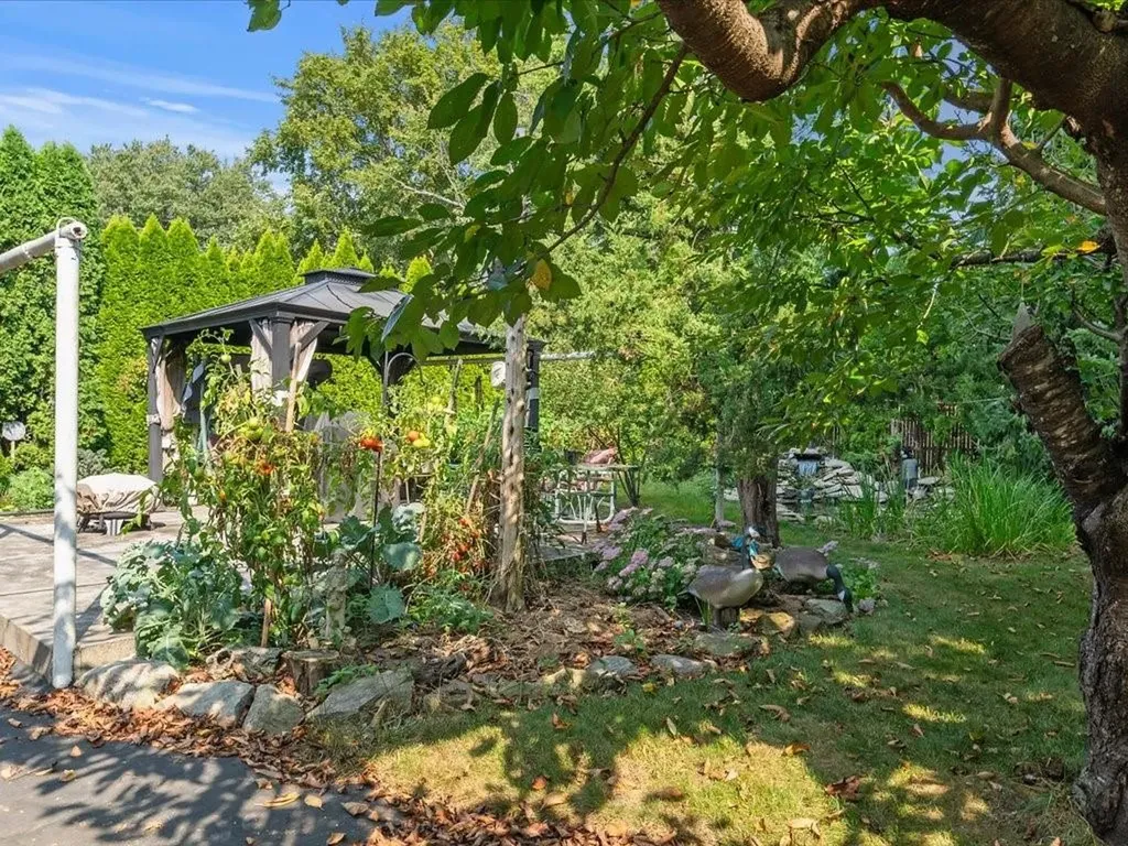 192 Leonard Avenue East Providence RI 02914