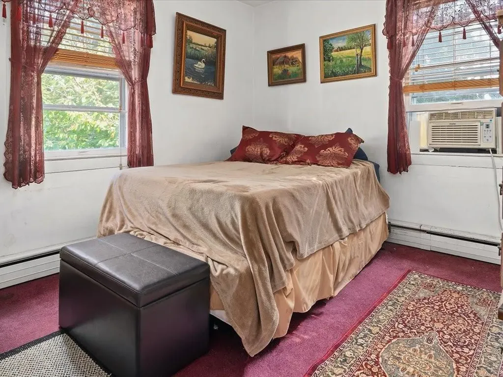 192 Leonard Avenue East Providence RI 02914