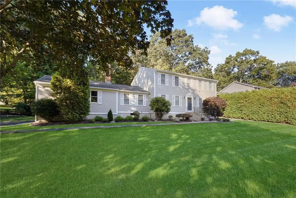 120 Kimberly Lane Cranston RI 02921