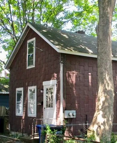 7 Guinn Court Newport RI 02840