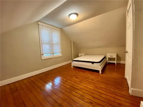 7 Guinn Court Newport RI 02840