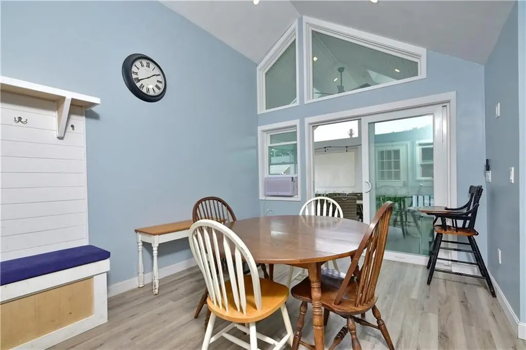 25 West Street Warren RI 02885