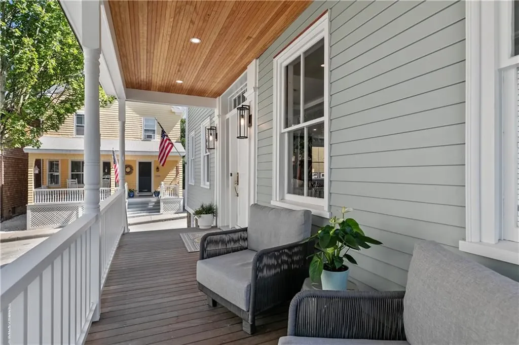 71 Prospect Hill Street Newport RI 02840