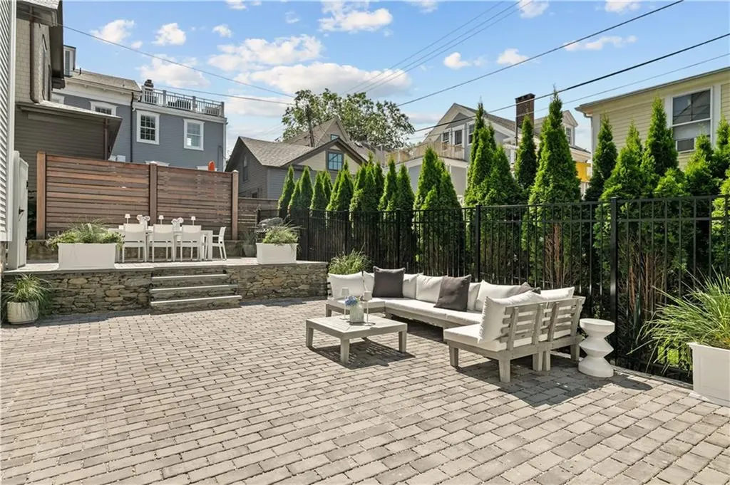 71 Prospect Hill Street Newport RI 02840
