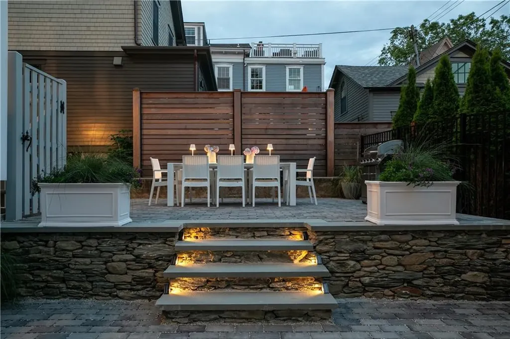 71 Prospect Hill Street Newport RI 02840