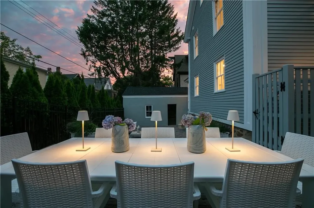 71 Prospect Hill Street Newport RI 02840