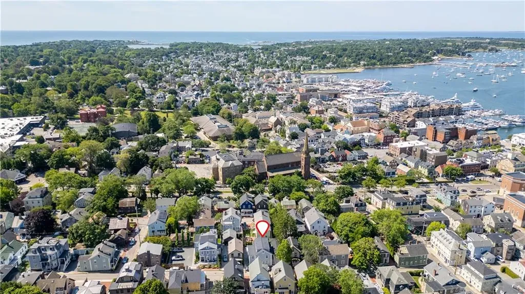 71 Prospect Hill Street Newport RI 02840