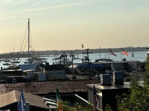 494 Thames Street Newport RI 02840
