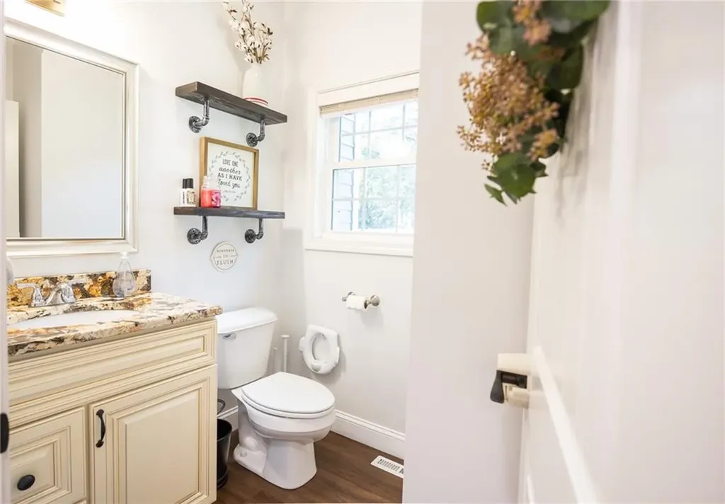 28 Kiley Way Coventry RI 02816