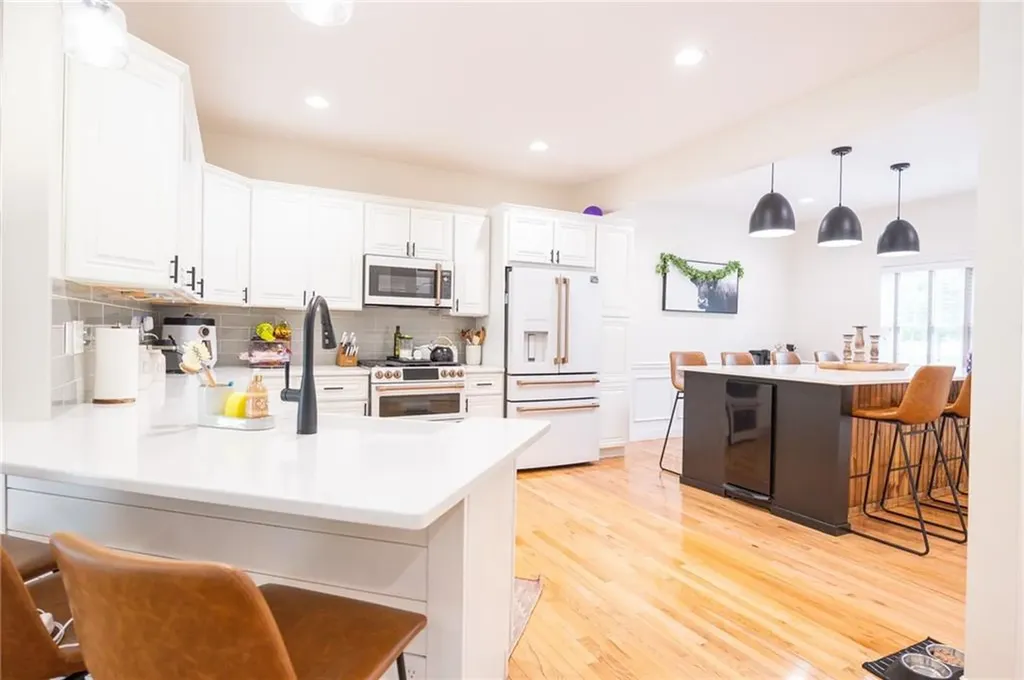 28 Kiley Way Coventry RI 02816