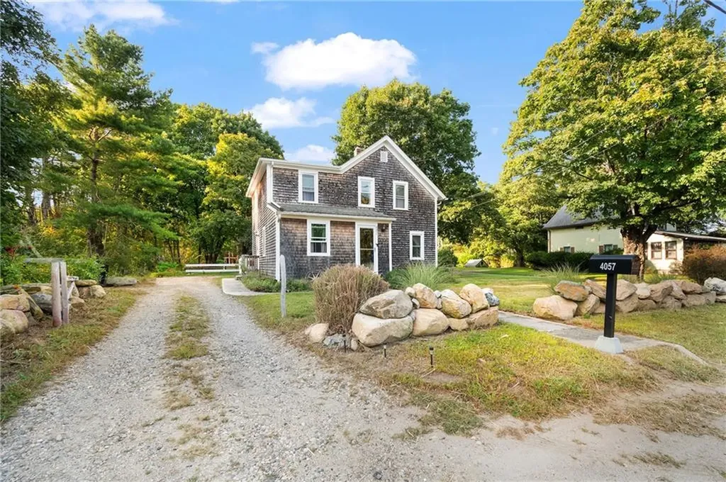 4057 South County Trail Charlestown RI 02813