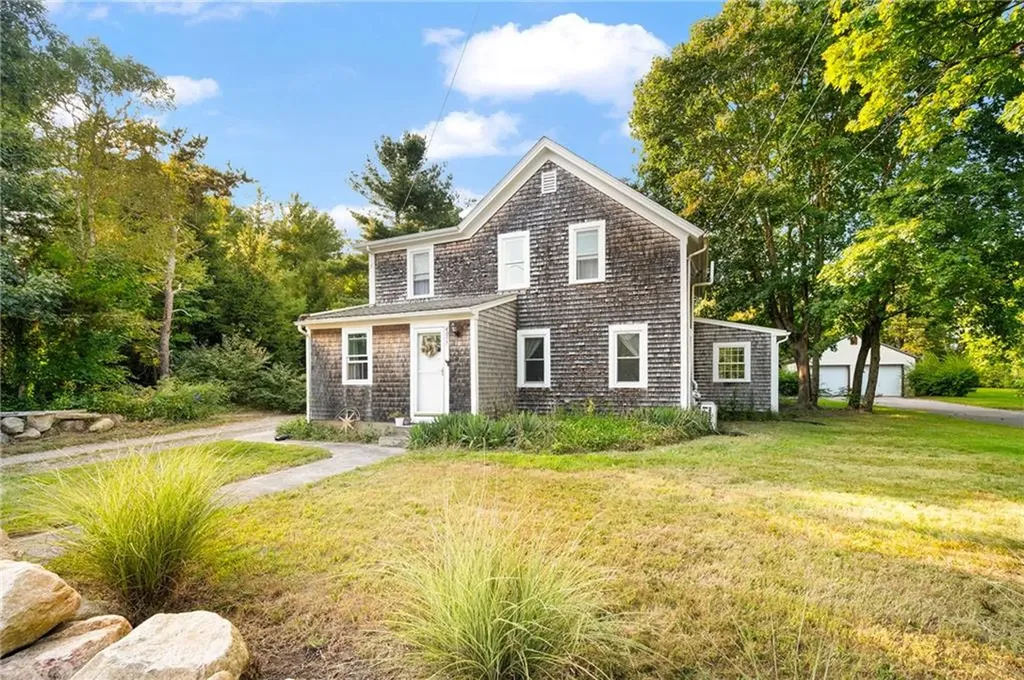 4057 South County Trail Charlestown RI 02813