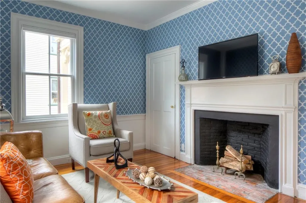 204 Spring Street Newport RI 02840
