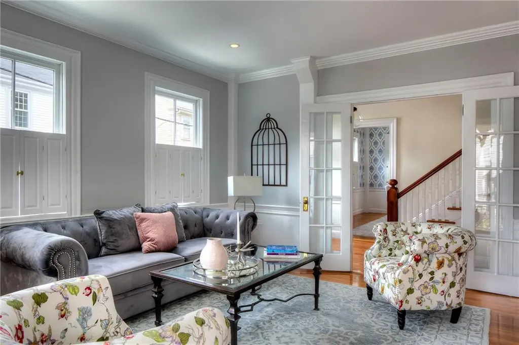 204 Spring Street Newport RI 02840