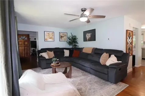 43 Mixter Street Middletown RI 02842