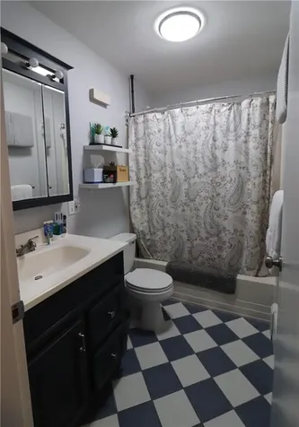 43 Mixter Street Middletown RI 02842