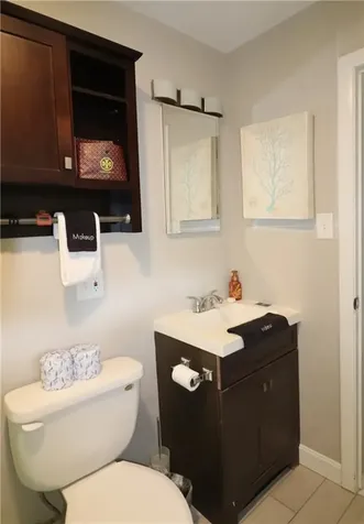 43 Mixter Street Middletown RI 02842