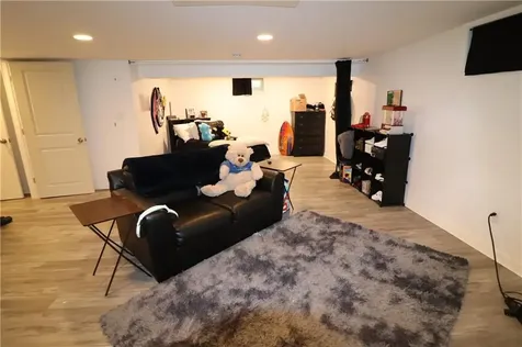 43 Mixter Street Middletown RI 02842