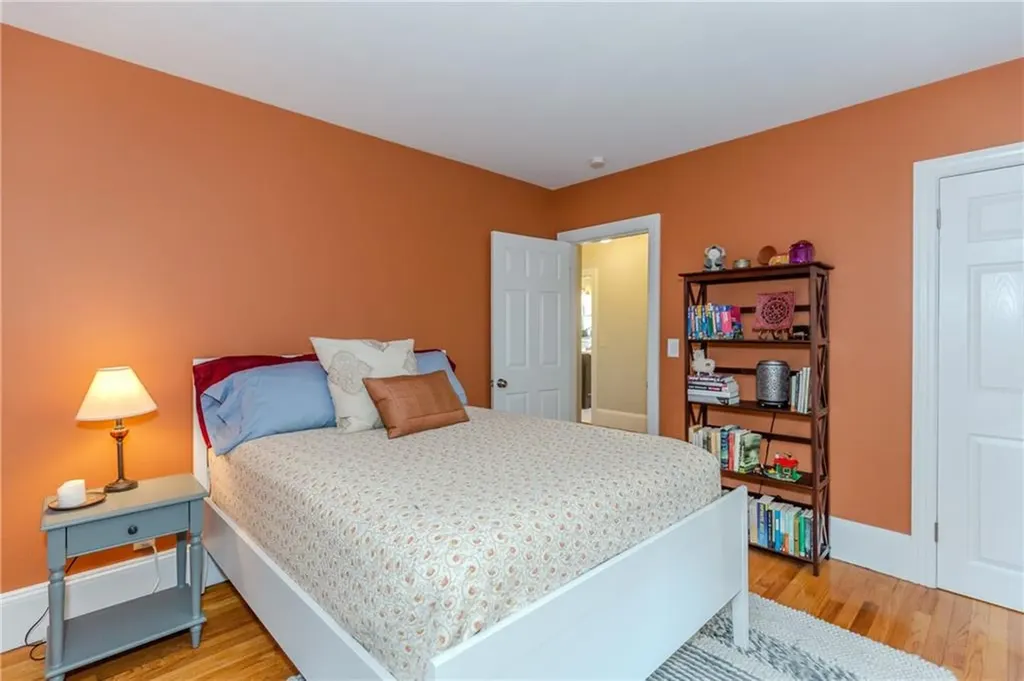 48 Homefield Avenue Providence RI 02908
