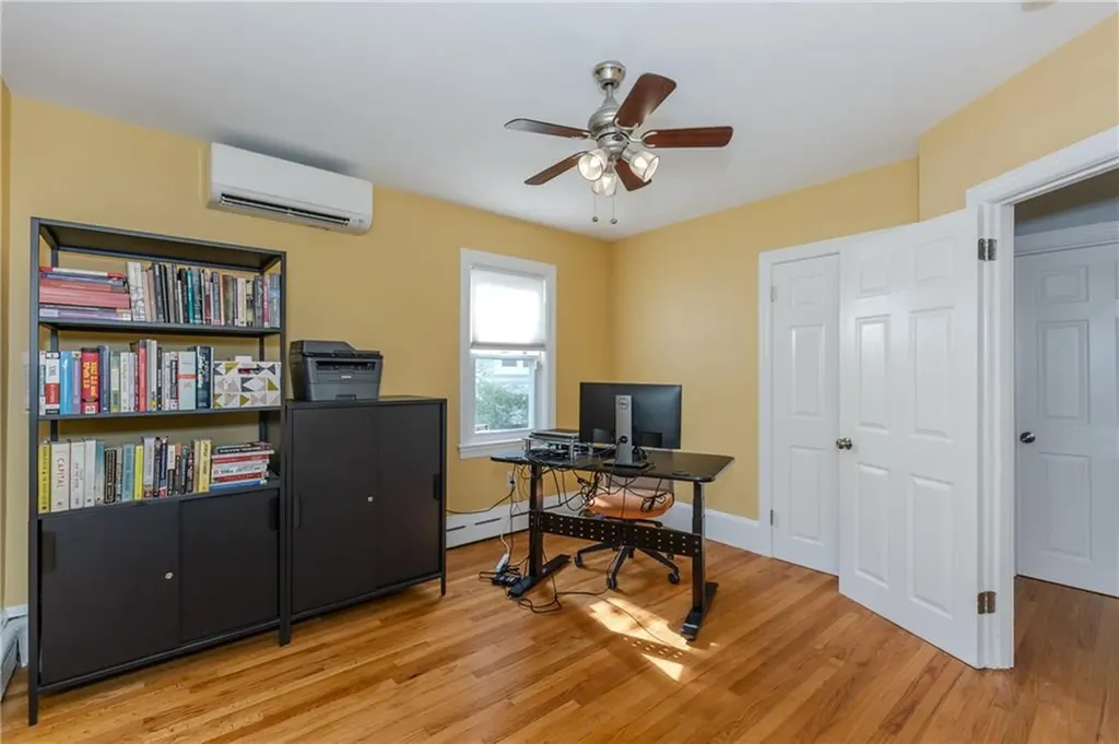 48 Homefield Avenue Providence RI 02908