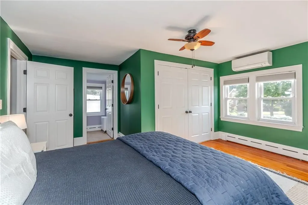 48 Homefield Avenue Providence RI 02908