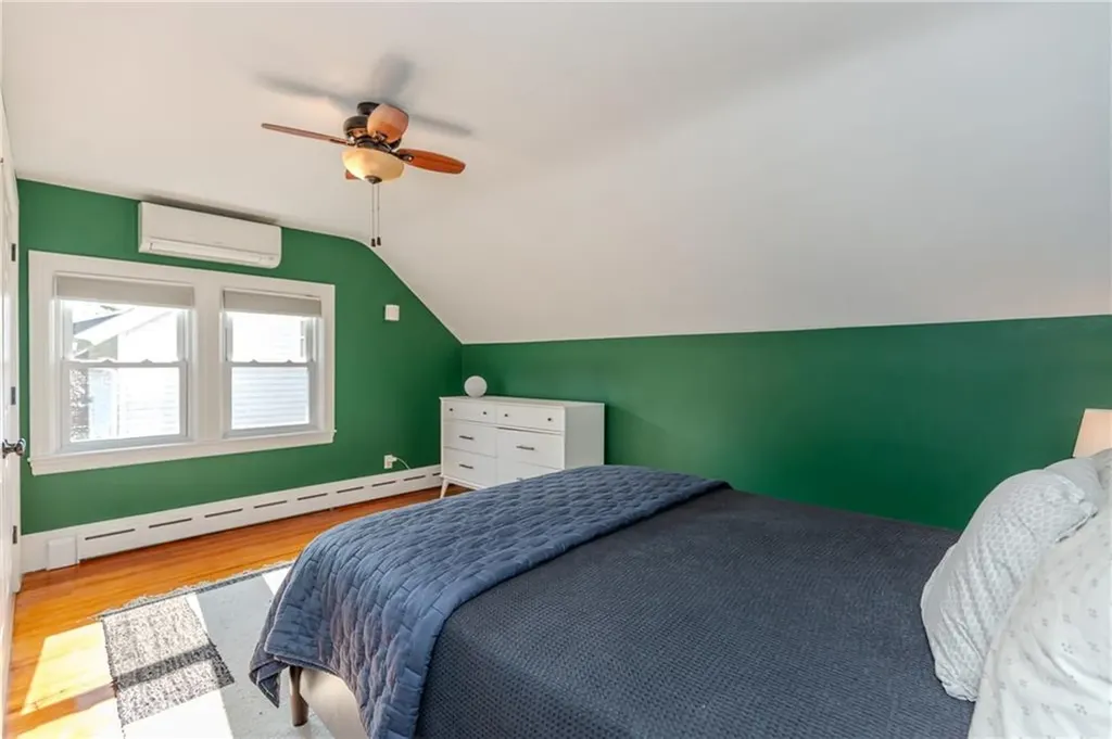 48 Homefield Avenue Providence RI 02908
