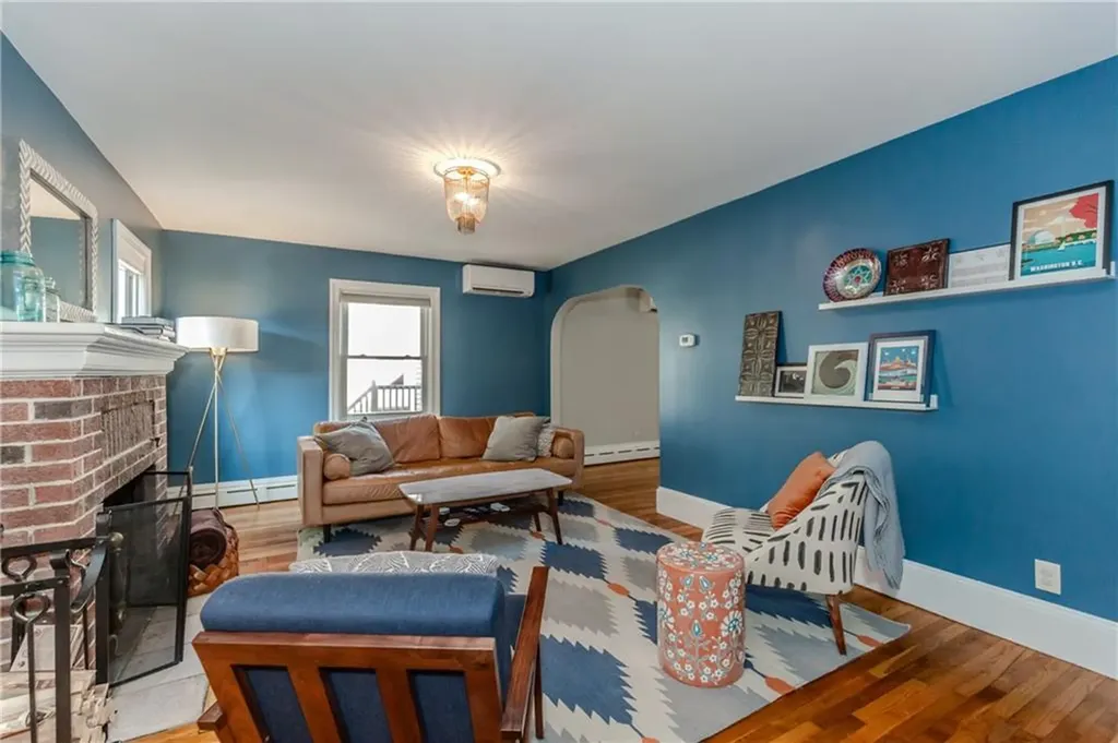48 Homefield Avenue Providence RI 02908