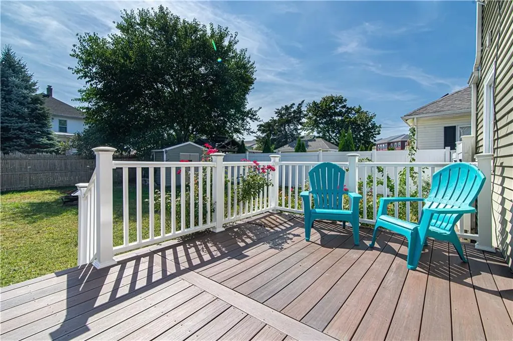 15 Wellesley Avenue Pawtucket RI 02860