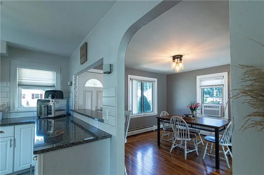 15 Wellesley Avenue Pawtucket RI 02860