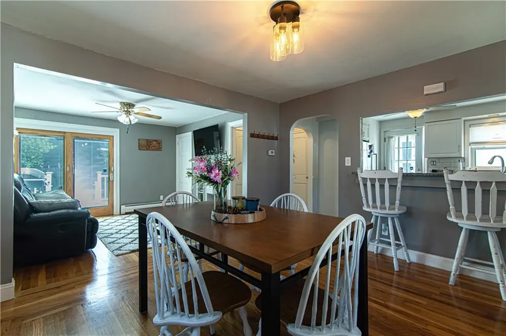 15 Wellesley Avenue Pawtucket RI 02860