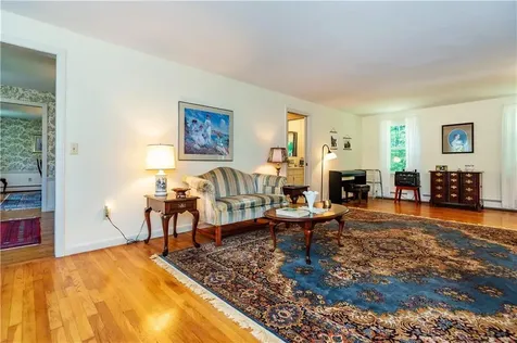 44 Smoke Ridge Drive North Kingstown RI 02852