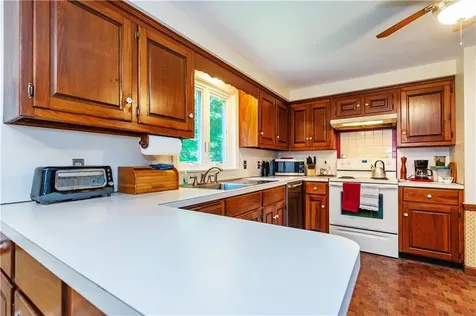 44 Smoke Ridge Drive North Kingstown RI 02852