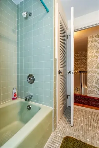 44 Smoke Ridge Drive North Kingstown RI 02852