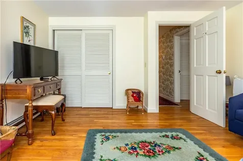 44 Smoke Ridge Drive North Kingstown RI 02852