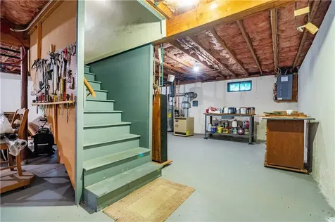 44 Smoke Ridge Drive North Kingstown RI 02852