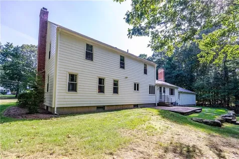 44 Smoke Ridge Drive North Kingstown RI 02852