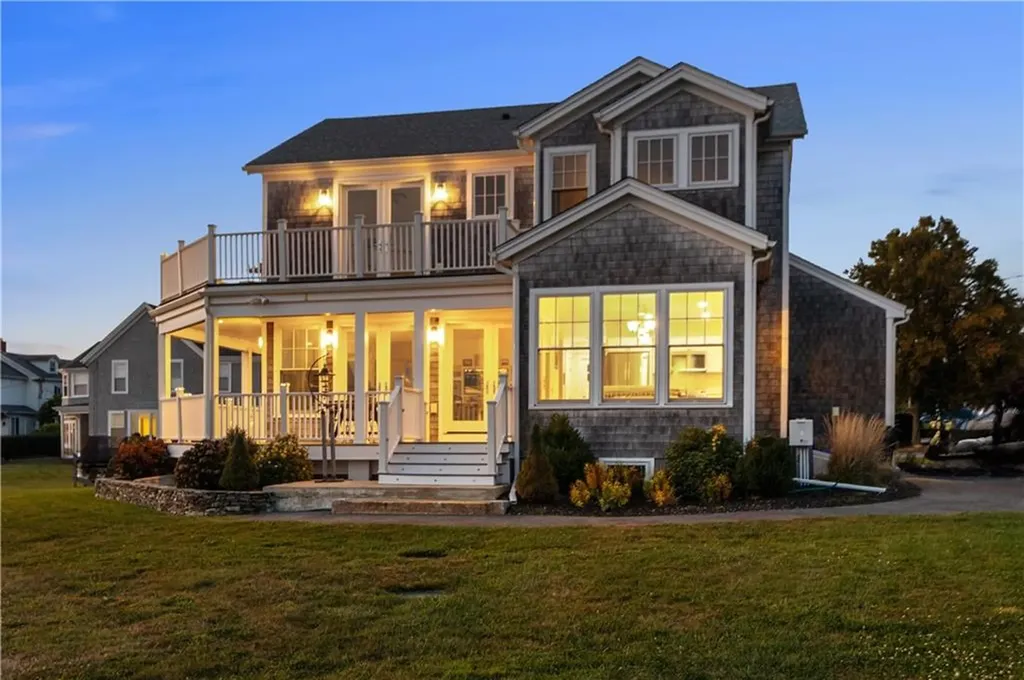 1888 Main Road Tiverton RI 02878