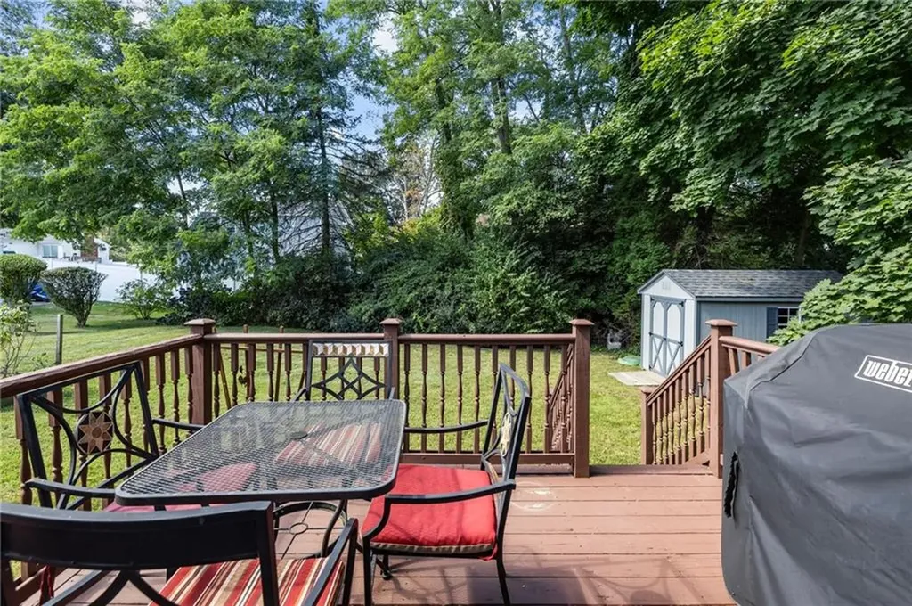 224 Villa Avenue North Providence RI 02904