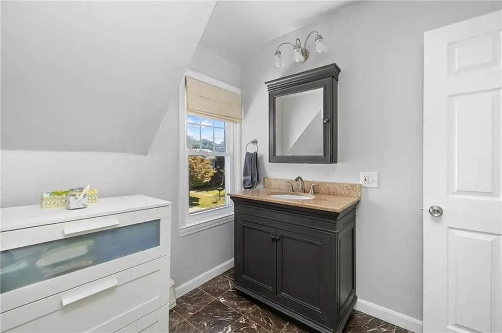 224 Villa Avenue North Providence RI 02904