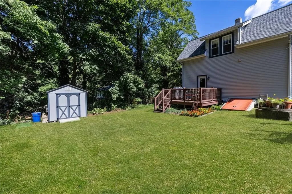 224 Villa Avenue North Providence RI 02904