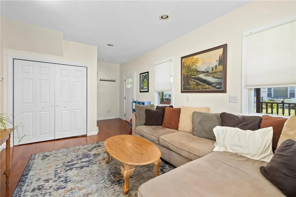 224 Villa Avenue North Providence RI 02904