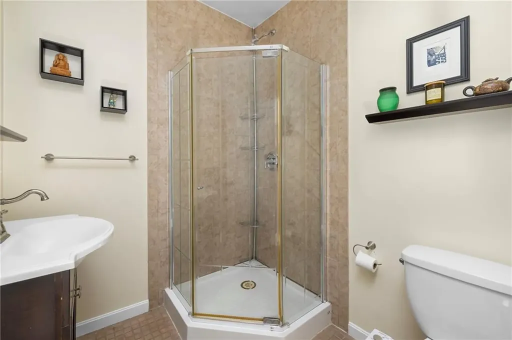 224 Villa Avenue North Providence RI 02904