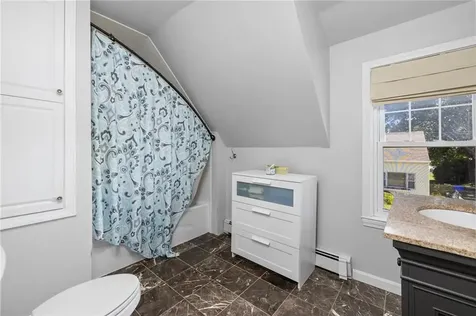 224 Villa Avenue North Providence RI 02904