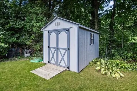 224 Villa Avenue North Providence RI 02904